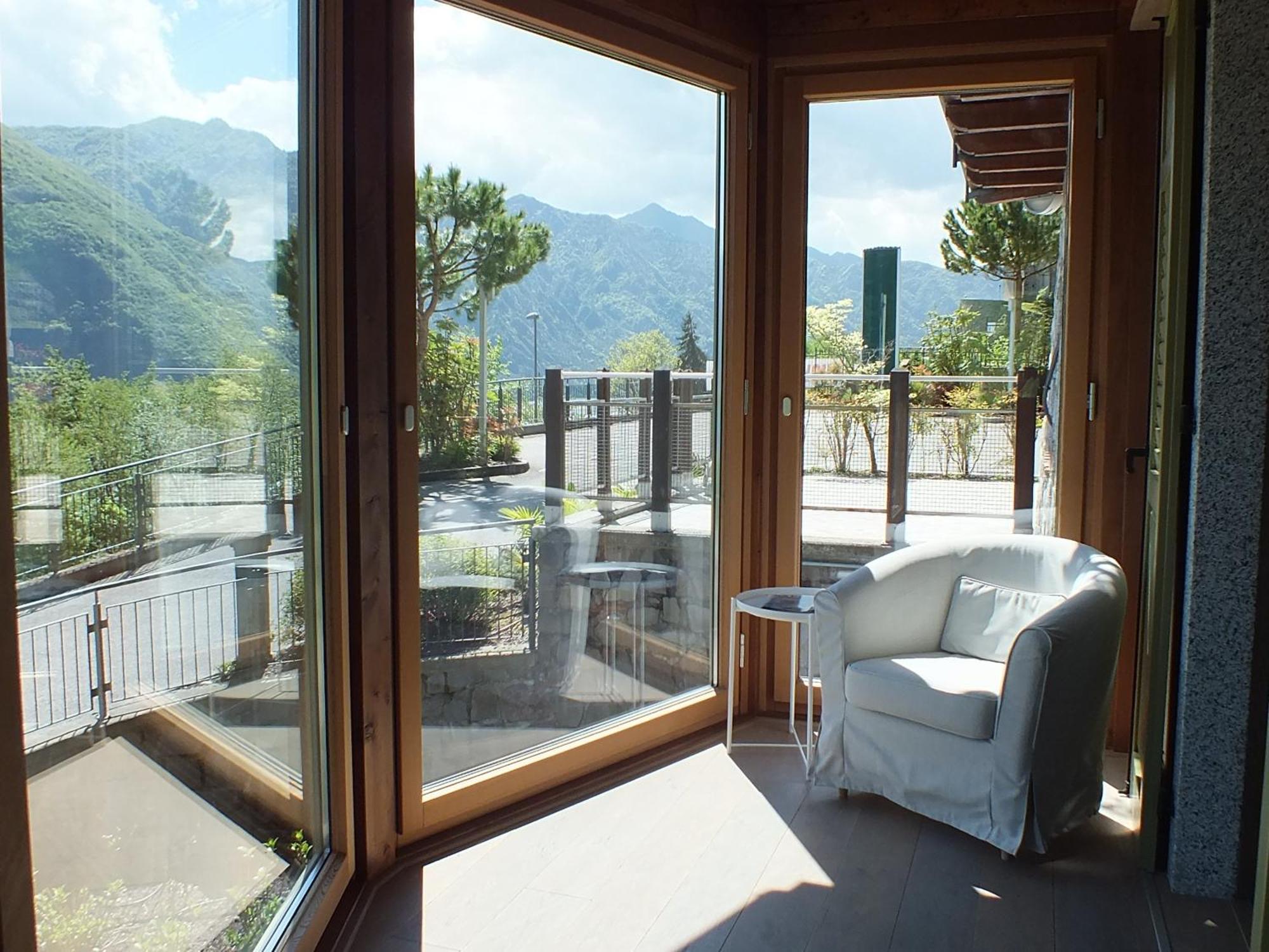 Garden View Bed & Breakfast Анфо Екстериор снимка