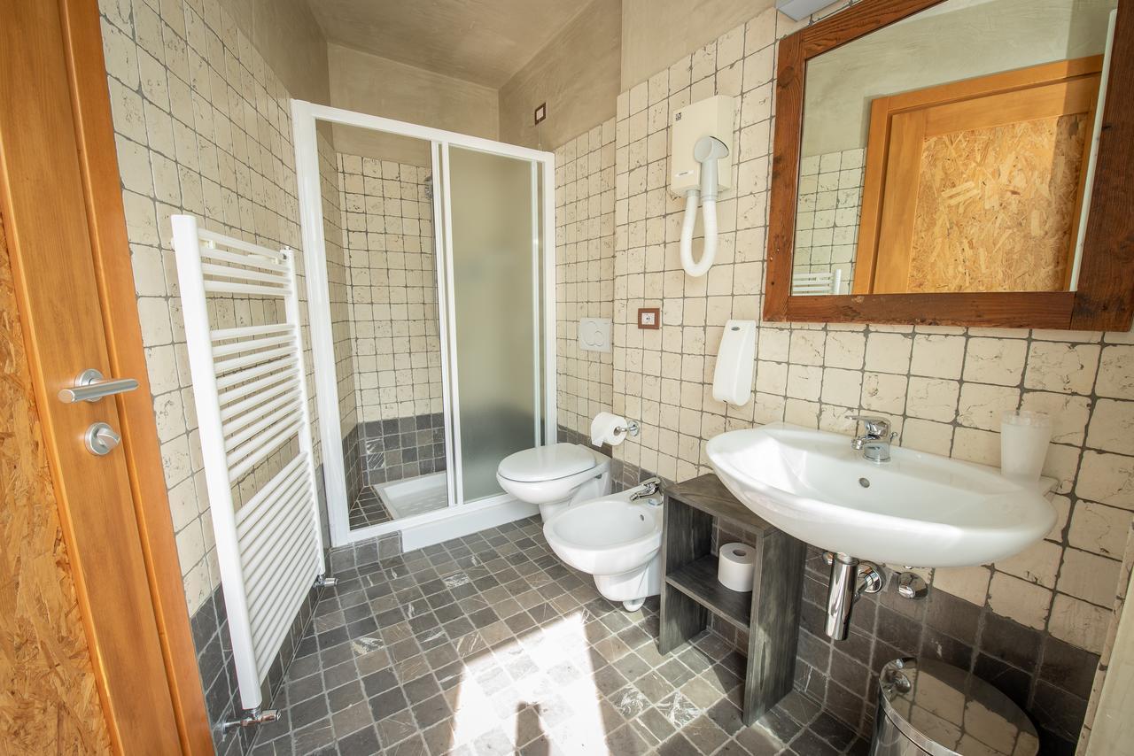 Garden View Bed & Breakfast Анфо Екстериор снимка