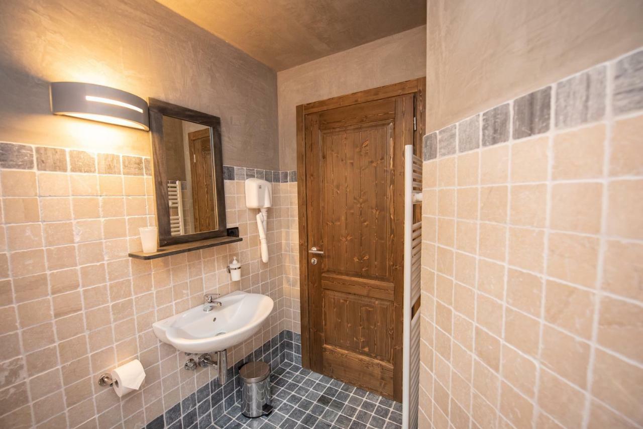 Garden View Bed & Breakfast Анфо Екстериор снимка